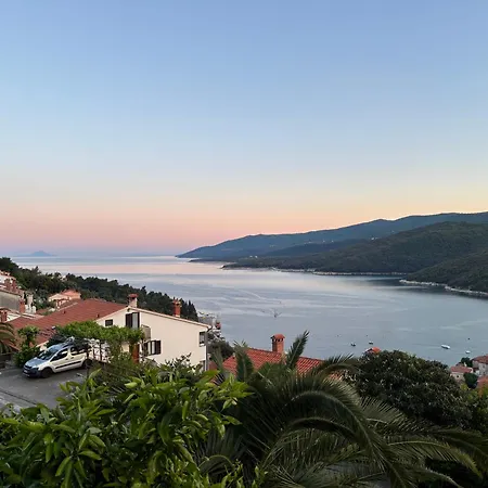 Apartamento Coccolina, With Private Hot Tub, Breathtaking Views And Free Parking, Bookable Year Round, Also Take A Look At Our Flat Rabac