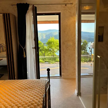 Apartment Coccolina, With Whirlpool, Breathtaking View And Parking, Bookable Year Round